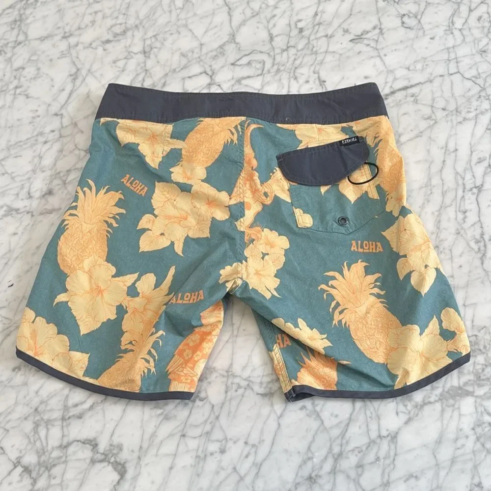 Ezekiel Board Shorts Parrot Pineapple Gray Men's 34